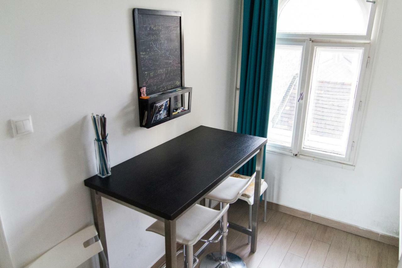 Apartment Queen Bed Budapest